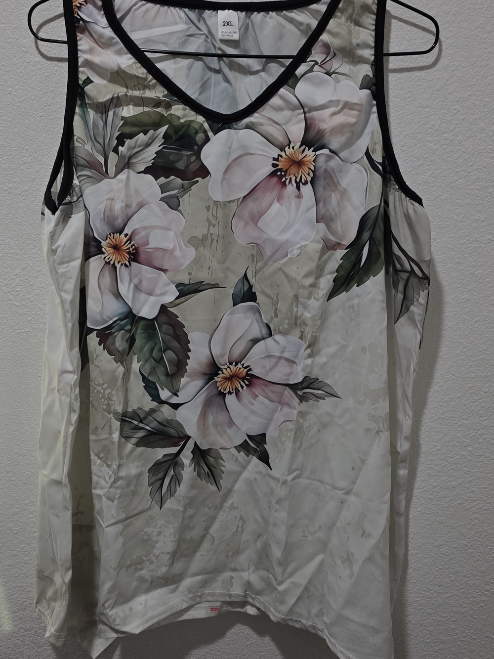 Women's Floral Tank Camisole in Cream and Pink - Sleeveless Top - Picture 2 of 4